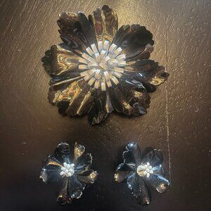 Vintage Black and White Metal Flower Brooch and Clip on Earring Set